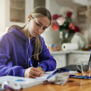 بهترین روش یادگیری زبان آلمانی در منزل 2 بهترین روش یادگیری زبان آلمانی در منزل